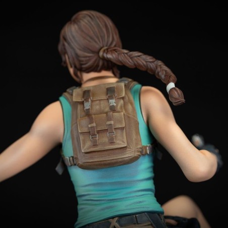 TOMB RAIDER - Lara Croft - Statuette 24cm 