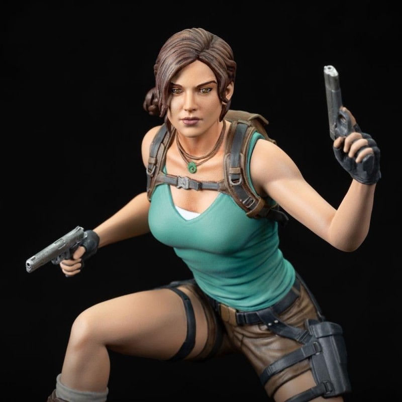 TOMB RAIDER - Lara Croft - Statuette 24cm 