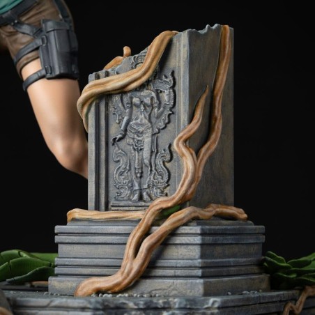 TOMB RAIDER - Lara Croft - Statuette 24cm 