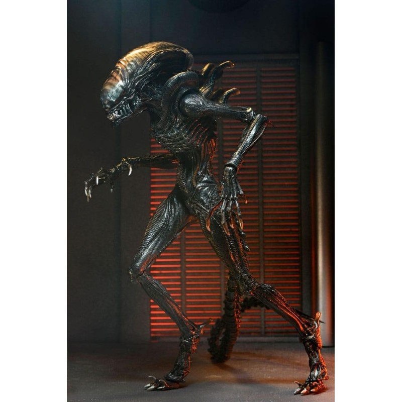ALIEN ROMULUS - Scorched Xenomorph - Ultimate Figurine 18cm 