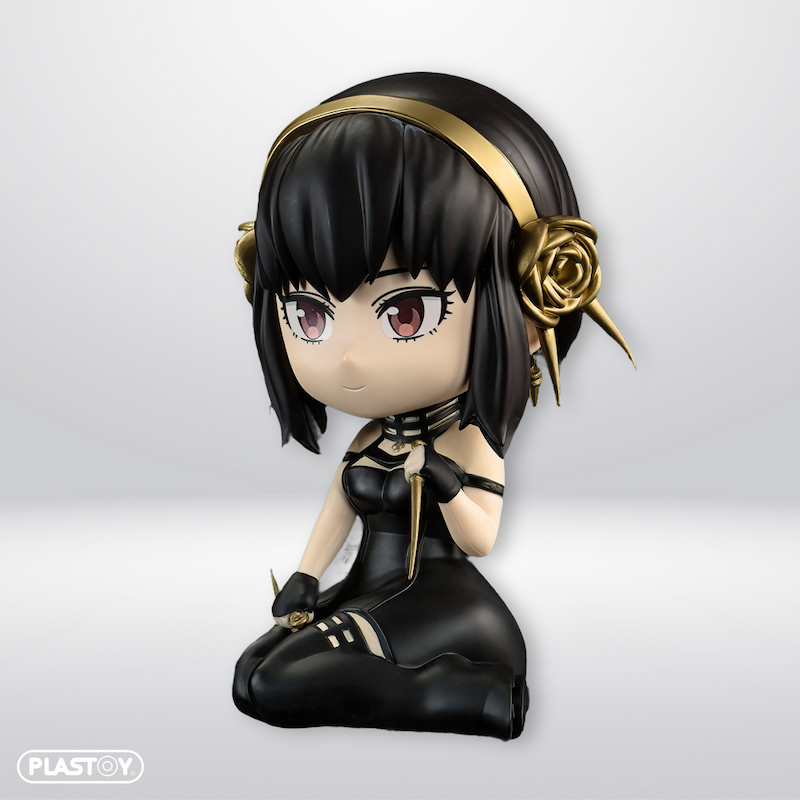 SPY X FAMILY - Yor Forger - Tirelire PVC 18cm 