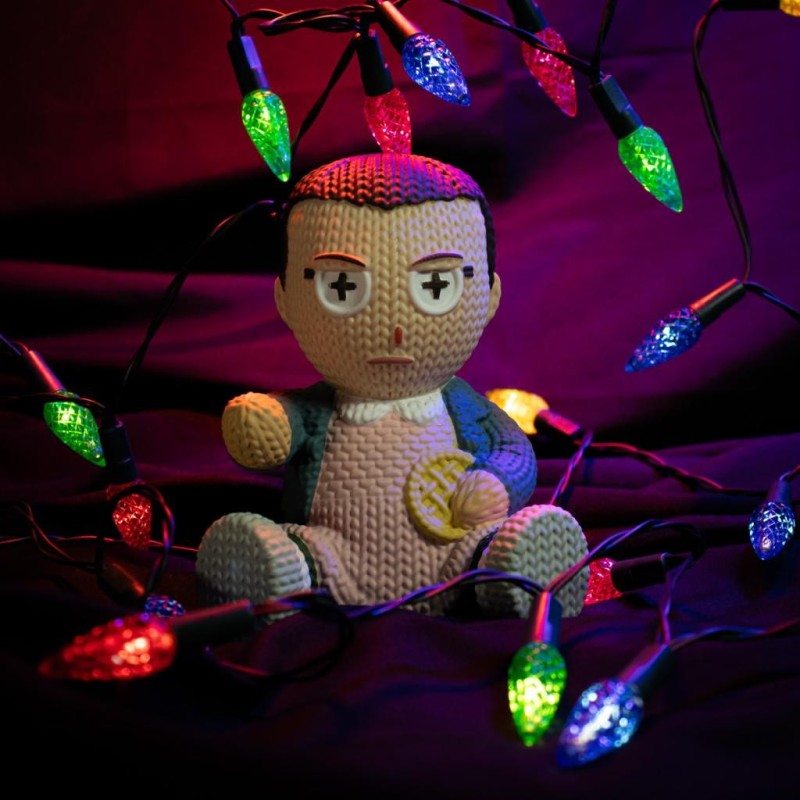 STRANGER THINGS - Onze - HMBR N°204 Collectible Vinyl Figurine 