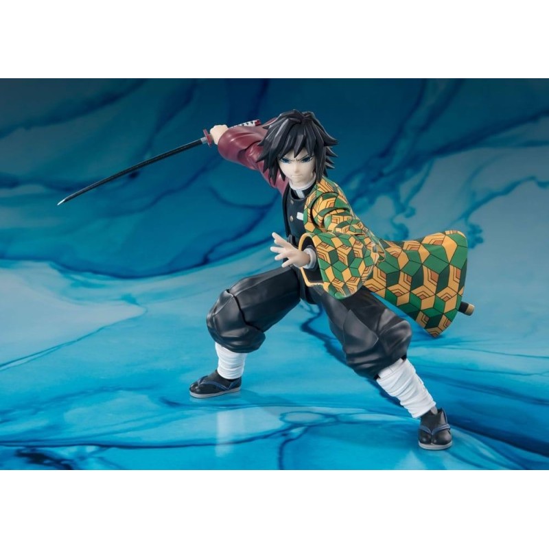 DEMON SLAYER - Giyu Tomioka - Figurine S.H. Figuarts 15cm 