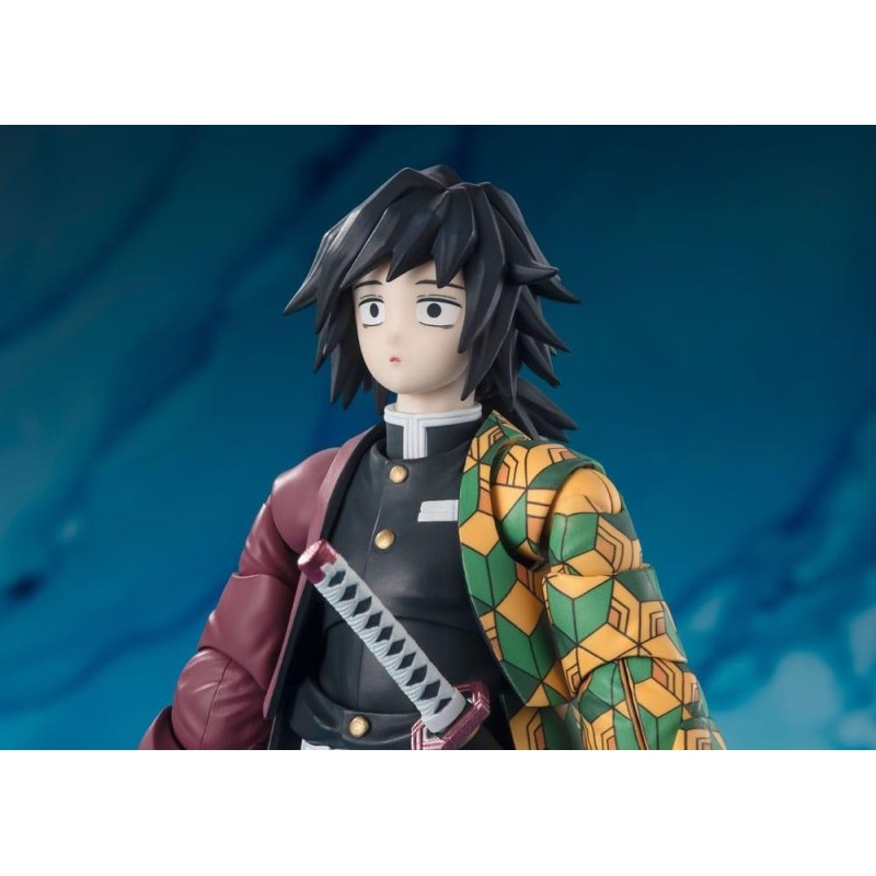 DEMON SLAYER - Giyu Tomioka - Figurine S.H. Figuarts 15cm 