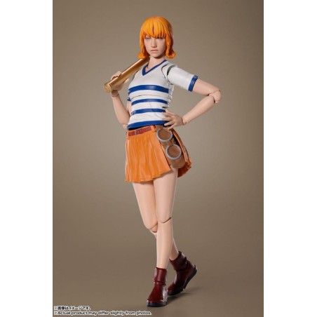 ONE PIECE NETFLIX - Nami - Figurine S.H. Figuarts 15cm 