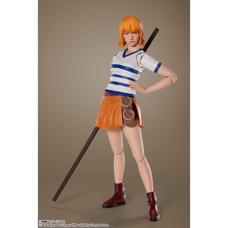 ONE PIECE NETFLIX - Nami - Figurine S.H. Figuarts 15cm 