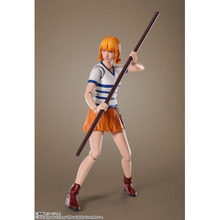 ONE PIECE NETFLIX - Nami - Figurine S.H. Figuarts 15cm 