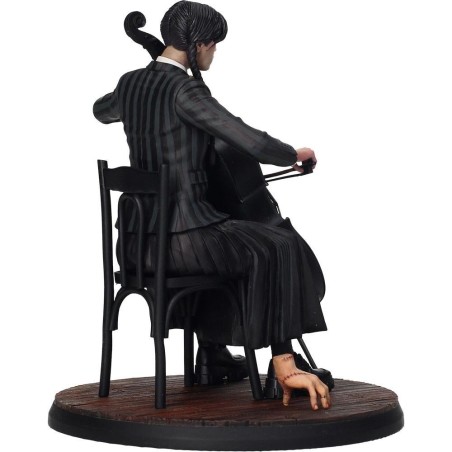 MERCREDI avec son Violoncelle -  Figurine 15cm 