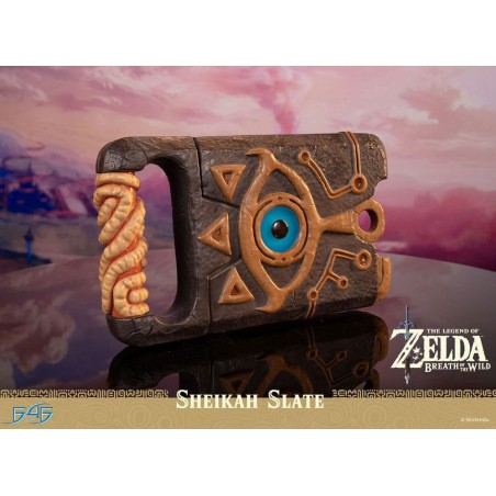 LEGEND OF ZELDA BREATH OF THE WILD - Tablette Sheikah - Statuette 24cm 