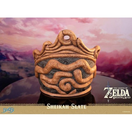 LEGEND OF ZELDA BREATH OF THE WILD - Tablette Sheikah - Statuette 24cm 