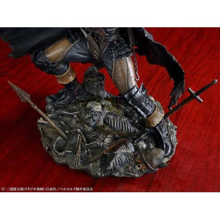 BERSERK - Guts "Black Swordsman" - Statuette 1/7 26cm 