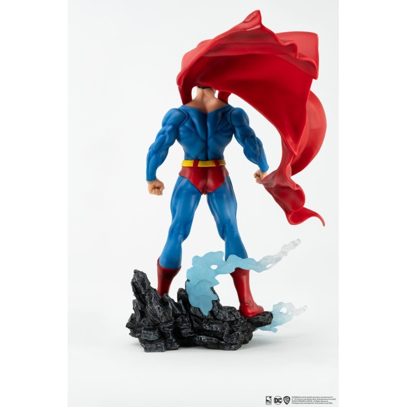 DC HEROES - Superman "Classic Version" - Statuette 1/8 30cm 