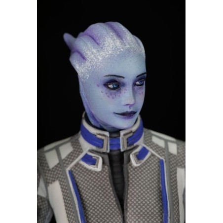 MASS EFFECT - Liara T'Soni - Statuette 22cm 