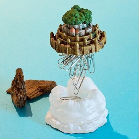 LE CHATEAU DANS LE CIEL - Chateau Volant - Statuette aimantée 13cm 
