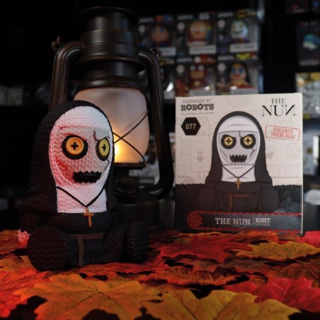 LA NONNE - Handmade By Robots N°77 - Collectible Vinyl Figurine 