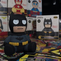 BATMAN - Handmade By Robots N°76 - Collectible Vinyl Figurine  2