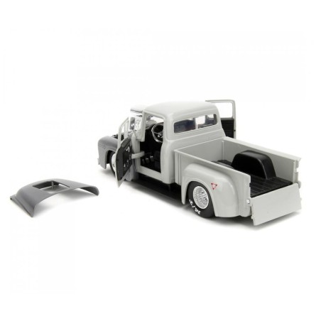 STREET FIGHTER - Guile & 1956 Ford F-100 - 1:24 