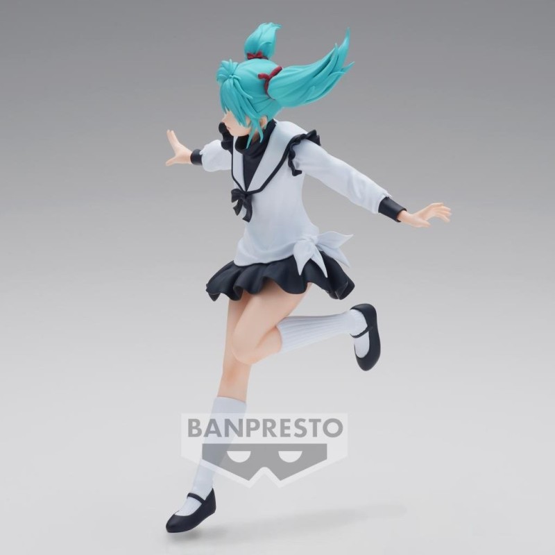 MOBILE SUIT GUNDAM CHAR'S COUNTERATTACK - Quess Paraya - Figurine 18cm 