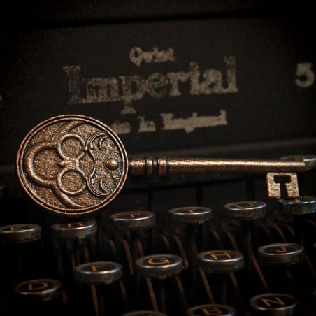 RESIDENT EVIL VIII - Replique de la Clé Insignia - Edition Limitée 