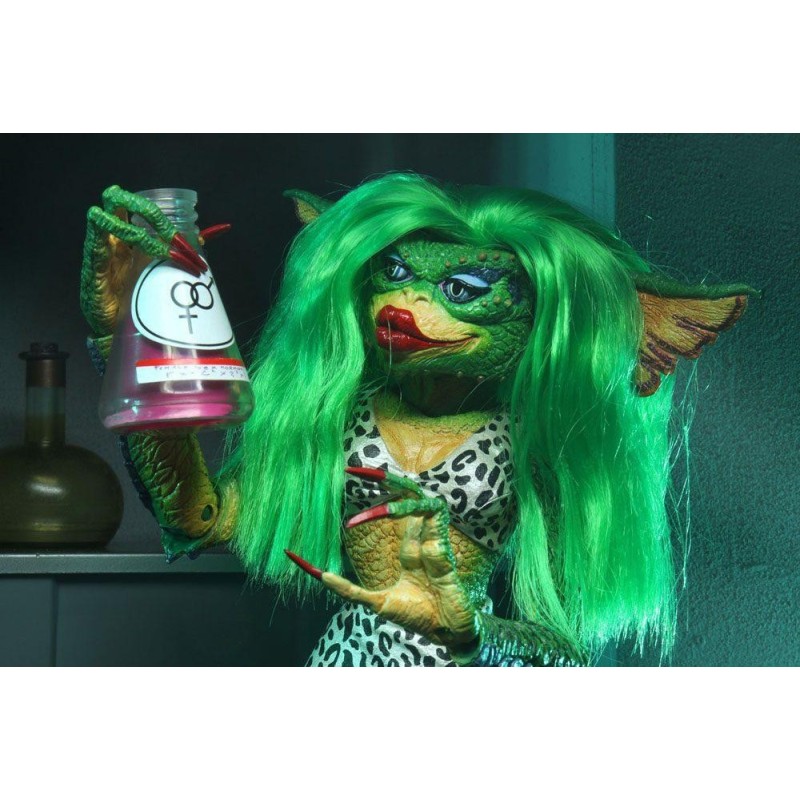 GREMLINS 2 - Greta - Ultimate Figurine 15cm 