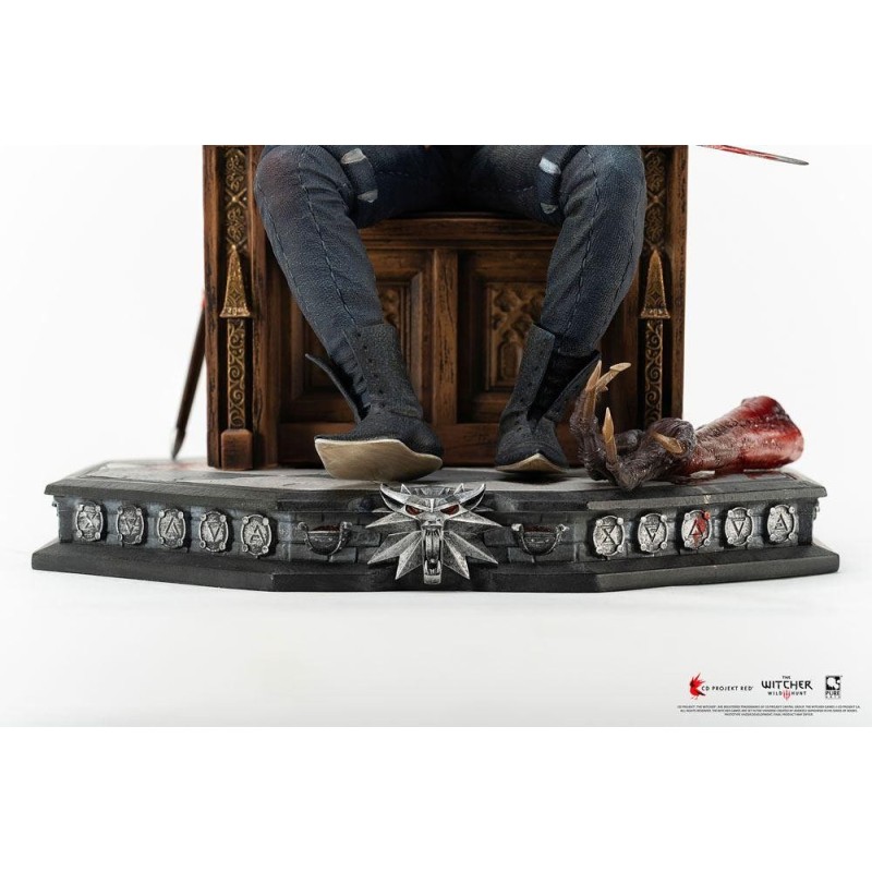 THE WITCHER 3 BLOOD AND WINE - Geralt - Statuette 1/6 - 29cm 