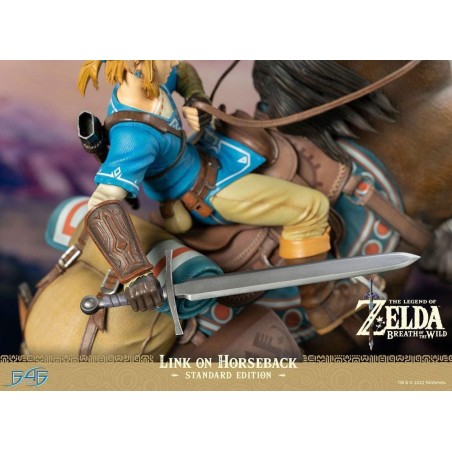 ZELDA BREATH ON THE WILD - Link à Cheval - Statuette 56cm 
