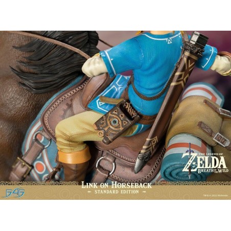 ZELDA BREATH ON THE WILD - Link à Cheval - Statuette 56cm 
