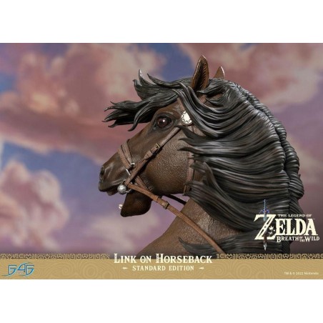 ZELDA BREATH ON THE WILD - Link à Cheval - Statuette 56cm 