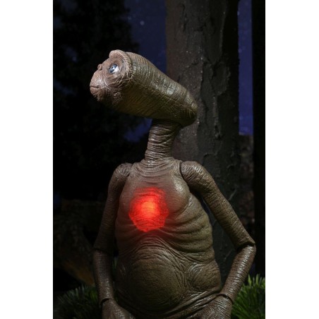 E.T. - Ultimate Deluxe E.T. - Figurine 40ème anniversaire 18cm 