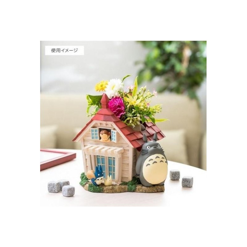 MON VOISIN TOTORO - Maison de Mei et Totoro - Boite Diorama 15cm 
