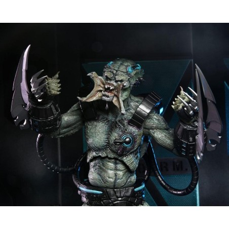 PREDATOR - Concrete Jungle - Figurine Ultimate Deluxe Stone Heart 25cm 