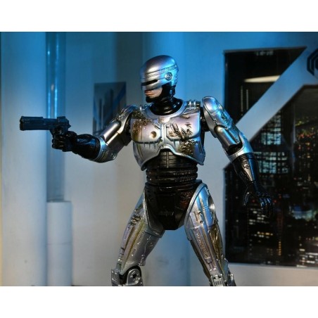 ULTIMATE ROBOCOP - Battle Damaged w/Chair - Figurine articulée 20cm 