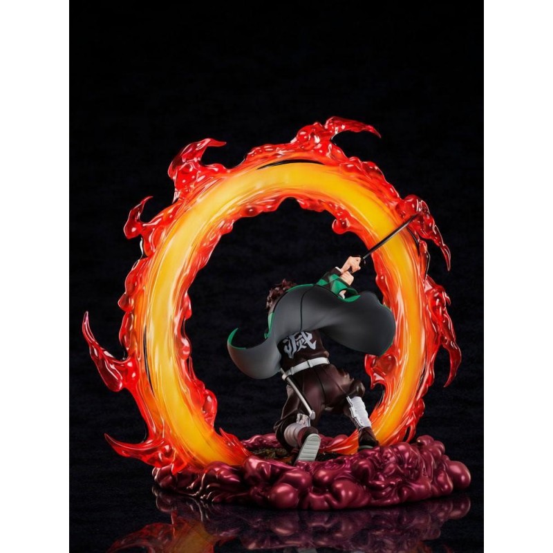 DEMON SLAYER - Tanjiro Kamado 1/8 - Statuette 28cm 