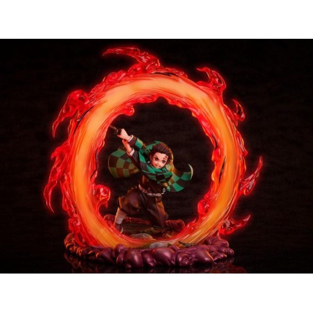 DEMON SLAYER - Tanjiro Kamado 1/8 - Statuette 28cm 
