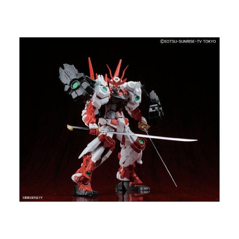 GUNDAM - MG 1/100 Sengoku Astray Gundam - Model Kit 