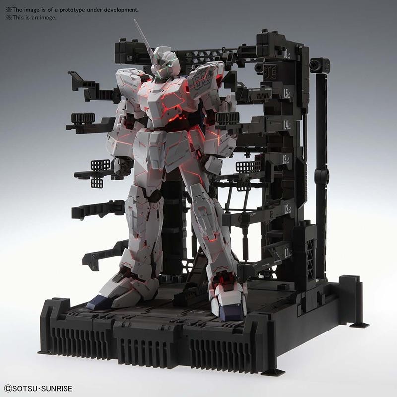GUNDAM - MGEX 1/100 Unicorn Gundam Ver.Ka BX-0 - Model Kit 