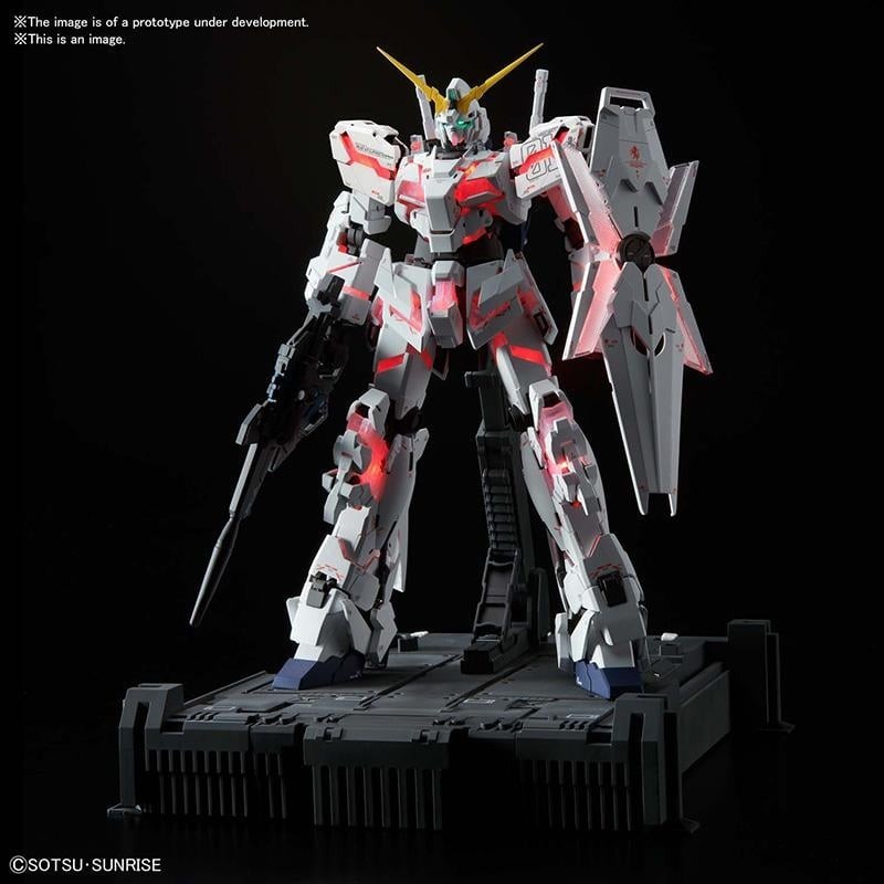 GUNDAM - MGEX 1/100 Unicorn Gundam Ver.Ka BX-0 - Model Kit 