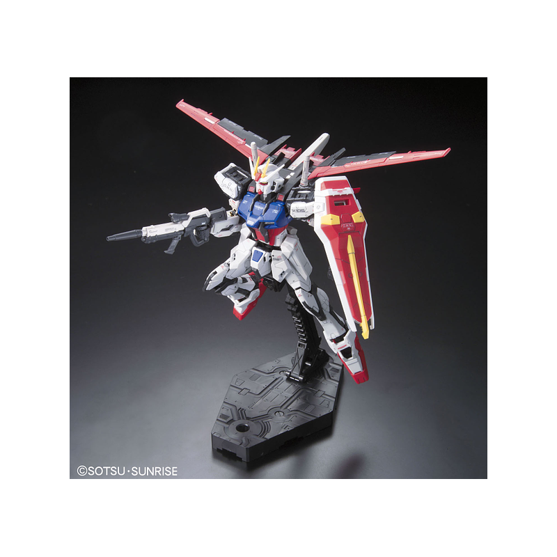 GUNDAM - RG 1/144 Aile Strike Gundam - Model Kit 