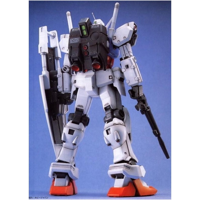 GUNDAM - MG 1/100 Gundam GP01 - Model Kit 