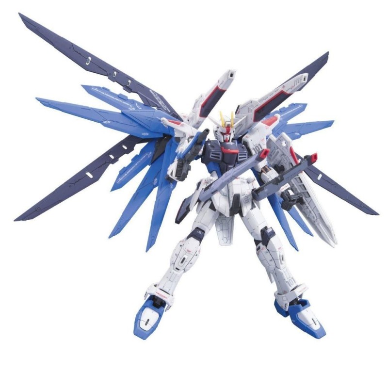GUNDAM - RG 1/144 Freedom Gundam - Model Kit 13cm 