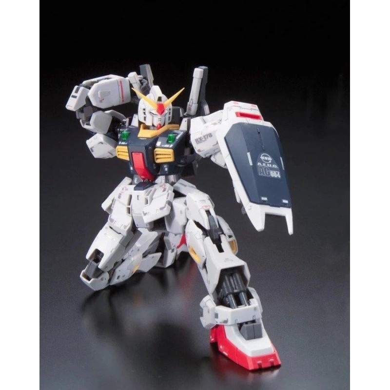 GUNDAM - RG 1/144 RX-178 Gundam MK-II - Model Kit 13cm 