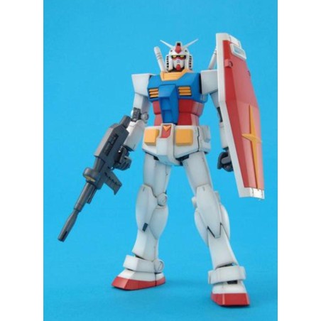 GUNDAM - MG 1/100 Gundam RX-78-2 ver.2.0 - Model Kit - 18cm 