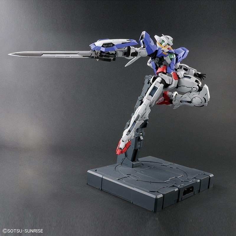 GUNDAM - Perfect Grade Gundam Exia 1/60 - Model Kit 