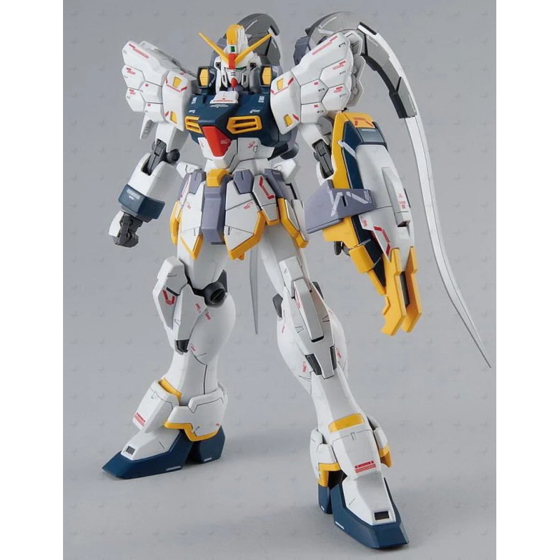 GUNDAM - Model Kit - MG 1/100 - Gundam Sandrock EW Ver. - 18CM 