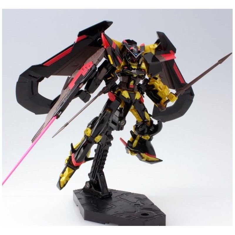 GUNDAM - HG Gundam Astray Gold Frame Amatsu Mina 1/144 - Model Kit 