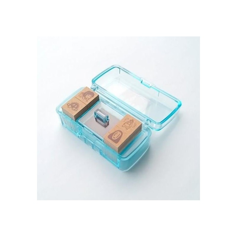 LE VOYAGE DE CHIHIRO - Chihiro dans le train - Set Tampons Bleu 