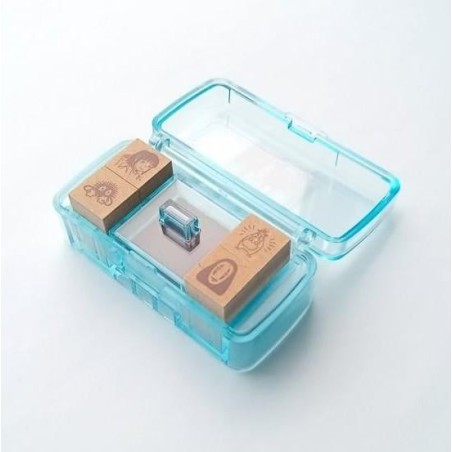 LE VOYAGE DE CHIHIRO - Chihiro dans le train - Set Tampons Bleu 