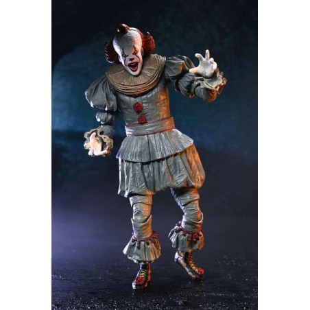 BIENVENUE A DERRY - Pennywise - Ultimate Figurine 17cm 