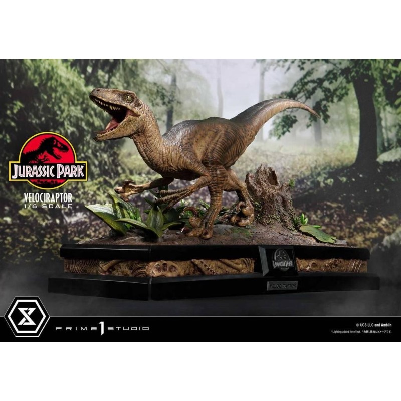 JURASSIC PARK - Velociraptor Attack - Statuette '38x75x30cm' 