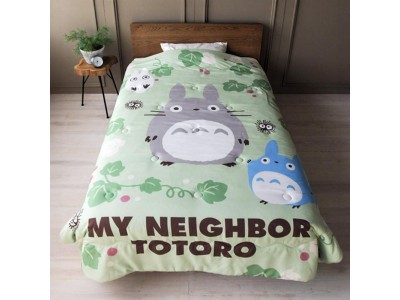 MON VOISIN TOTORO - Totoro Feuille Verte - Couette Natsu 218x183cm 